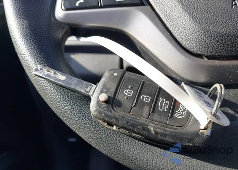 2019 Hyundai Accent Sel z USA, uszkodzony, nr VIN 3KPC24A32KE088339